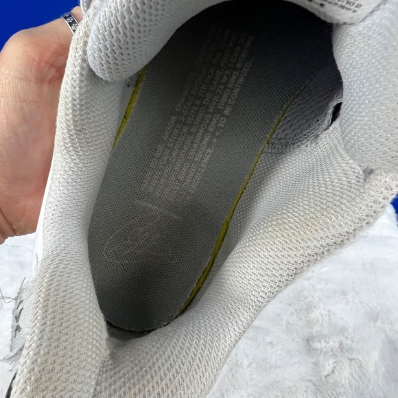 |•UNDER ARMOUR•| Steph Curry Flow 9 Team Unisex Basketball Shoes - Picture 7 of 10